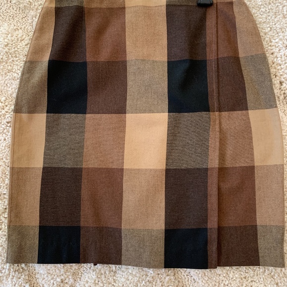 Liz Claiborne Dresses & Skirts - 90s Y2K Brown Plaid Skirt